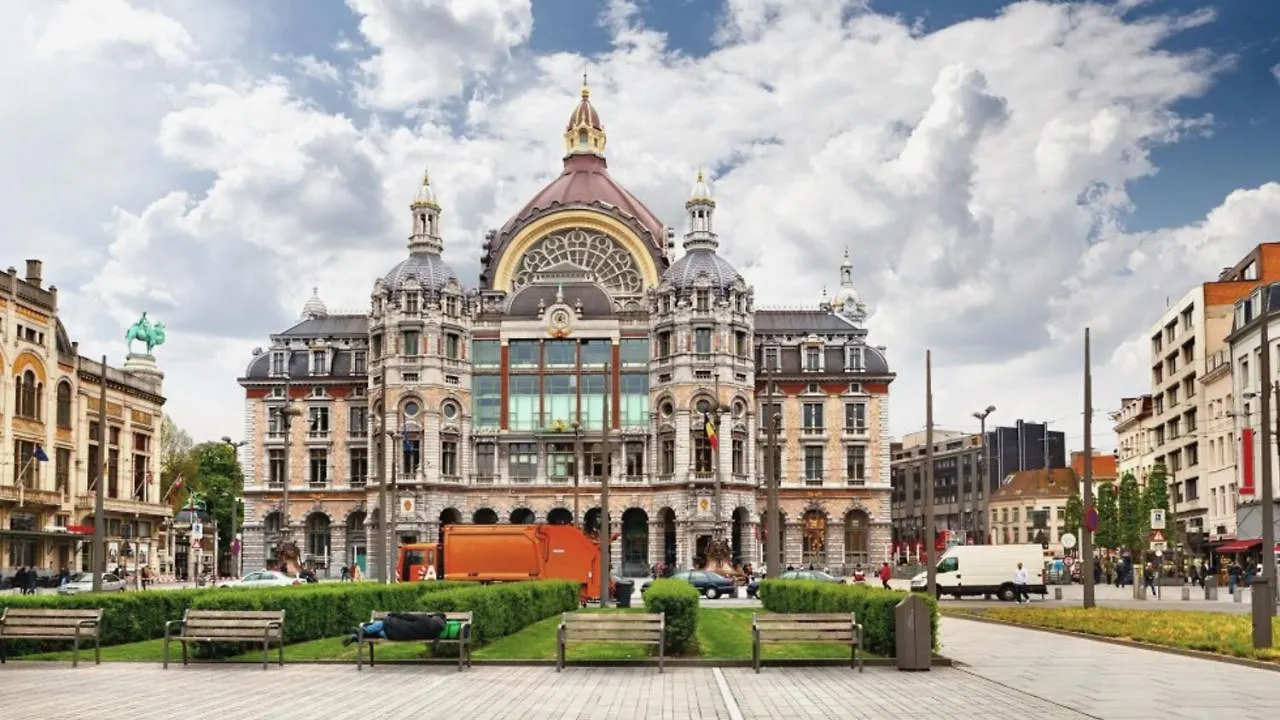 Holiday Inn Express Antwerp - City Centre By Ihg