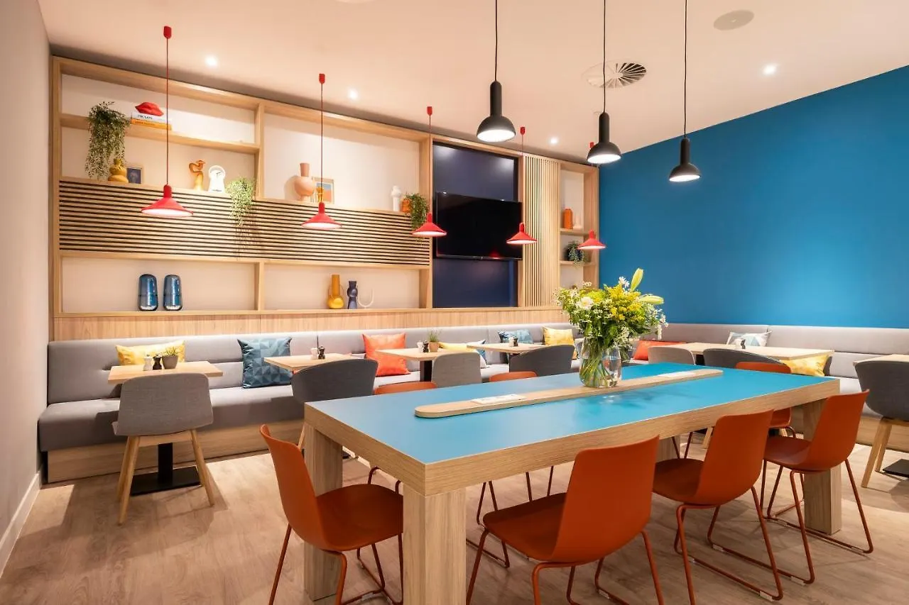 Holiday Inn Express Antwerp - City Centre By Ihg