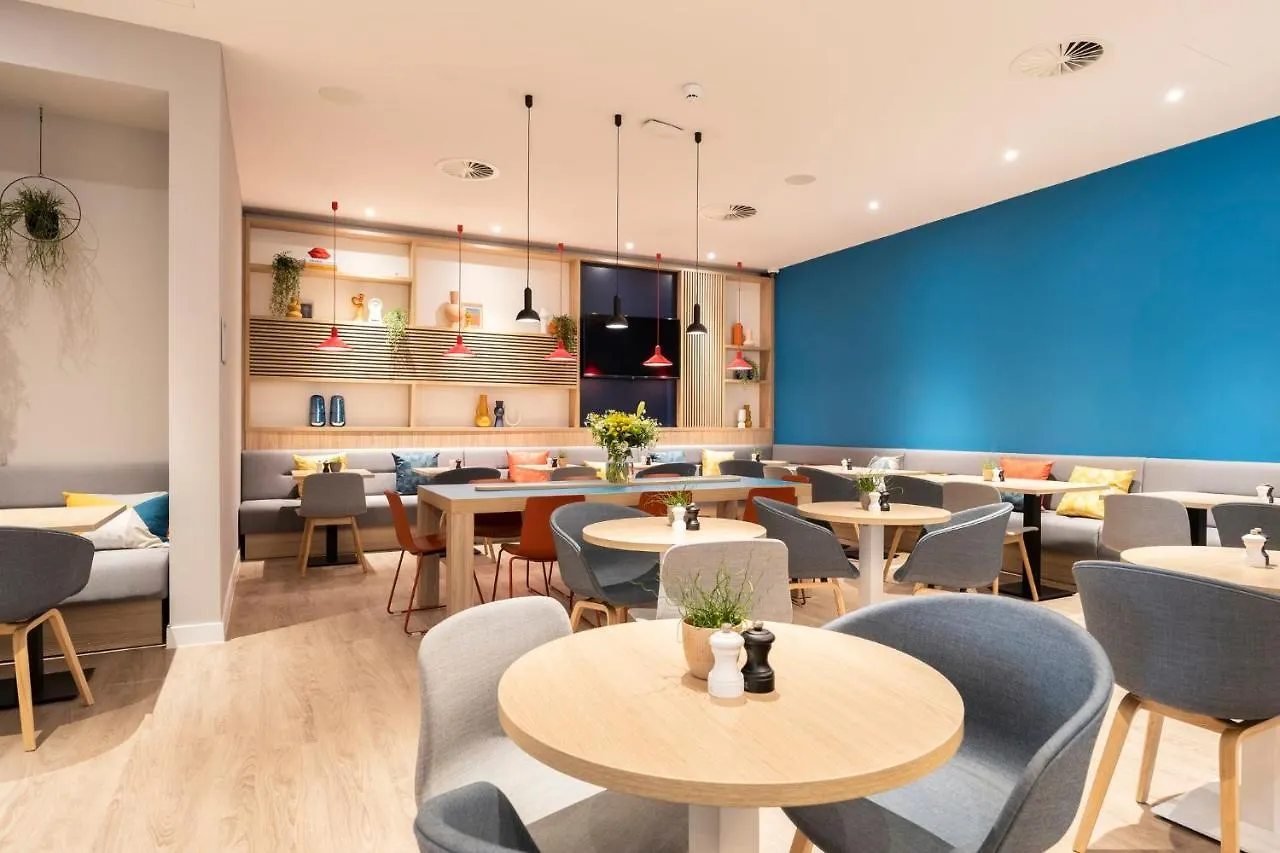 Holiday Inn Express Antwerp - City Centre By Ihg
