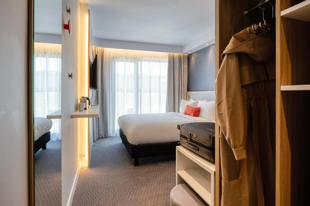 Hotel Holiday Inn Express Antwerp - City Centre By Ihg