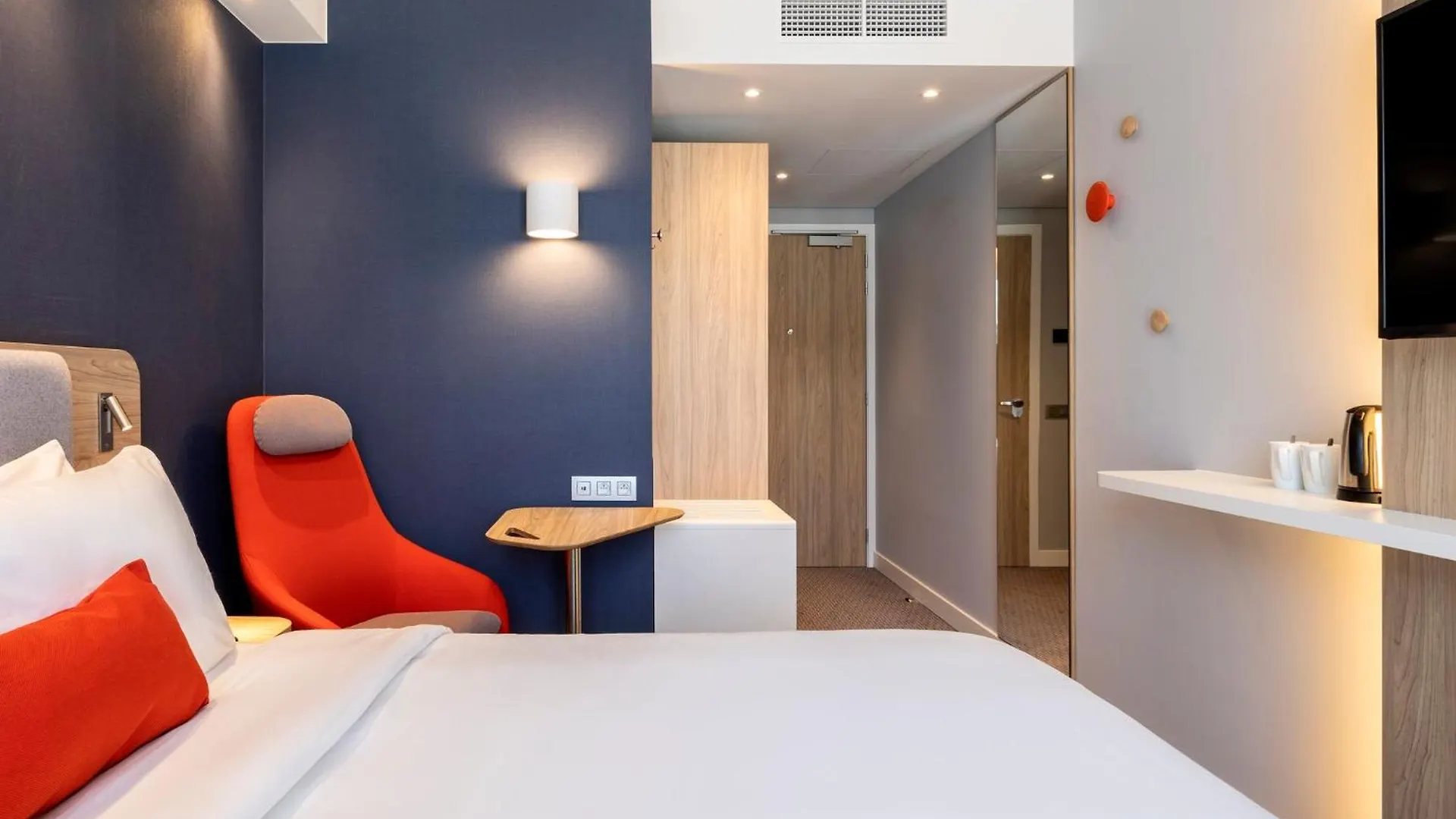 *** Hotel Holiday Inn Express Antwerp - City Centre By Ihg Belgium