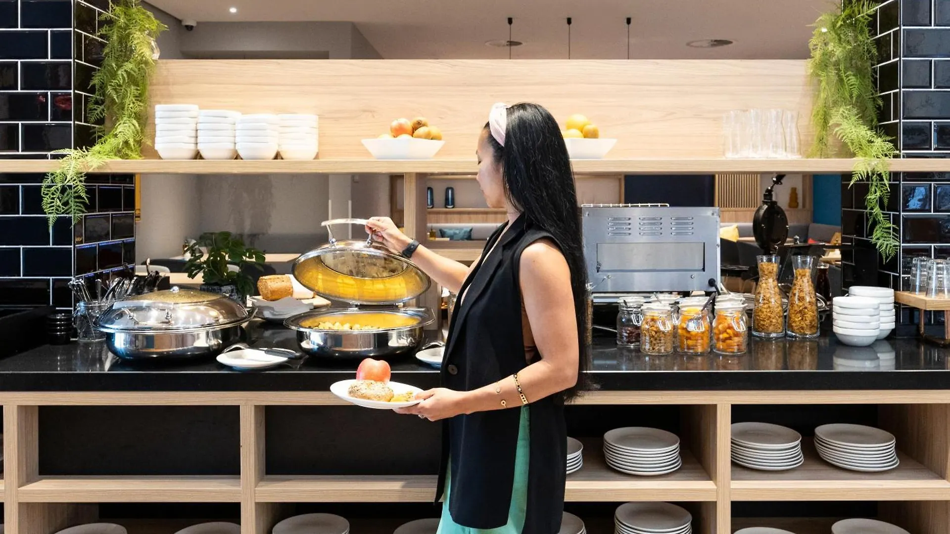 Holiday Inn Express Antwerp - City Centre By Ihg